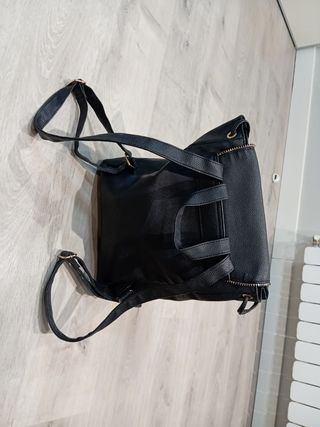Bolso mochila polipiel negro
