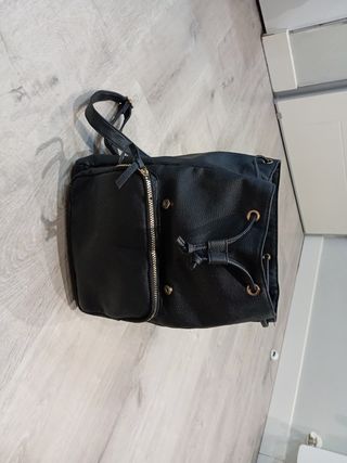Bolso mochila polipiel negro