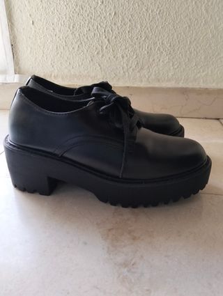 Mocasines negros plataforma