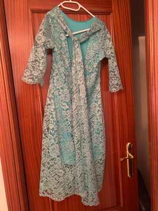 Vestido verde con encaje