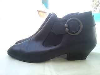 Botines negros T. 37 NUEVOS