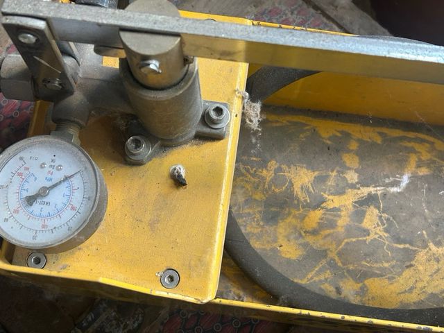 Bomba de comprobación REMS Push