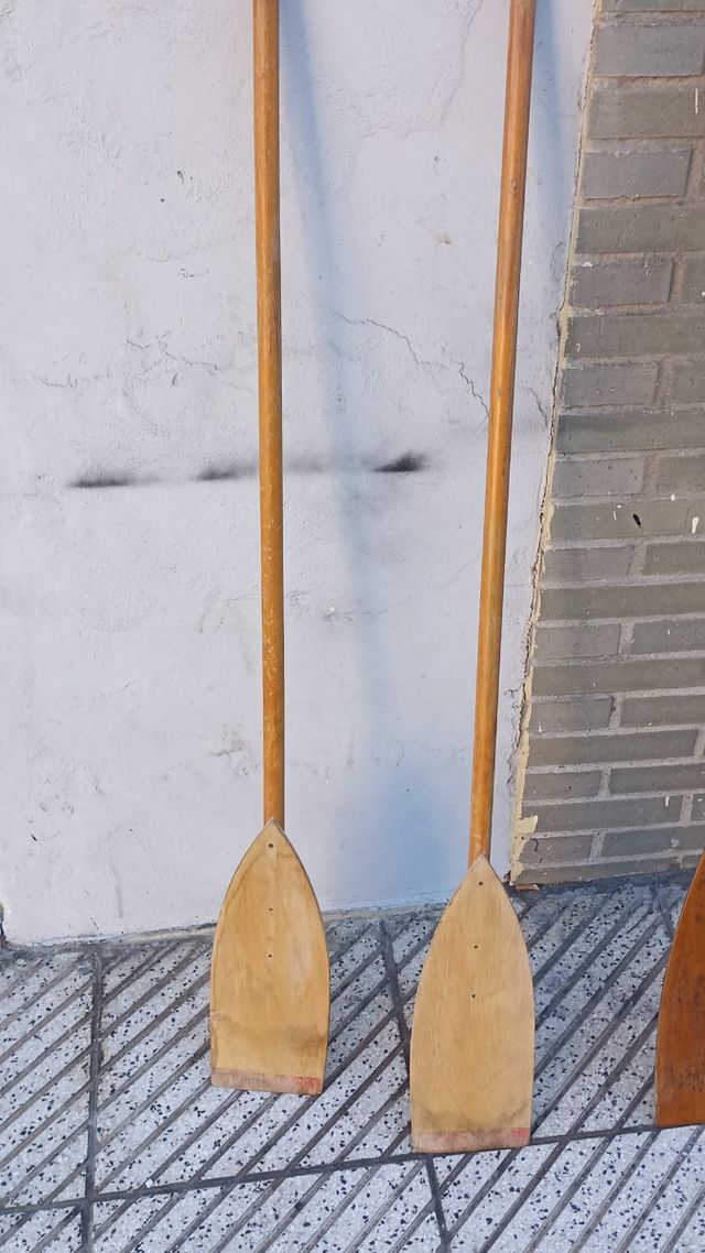 Antiguos Remos Franceses de Madera