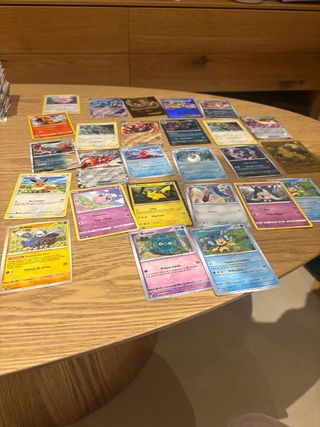 25 Cartas Pokémon