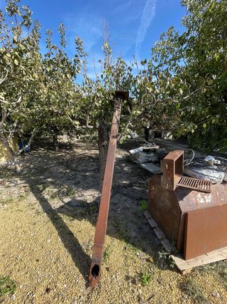 Forno a legna in ferro con poco uso,