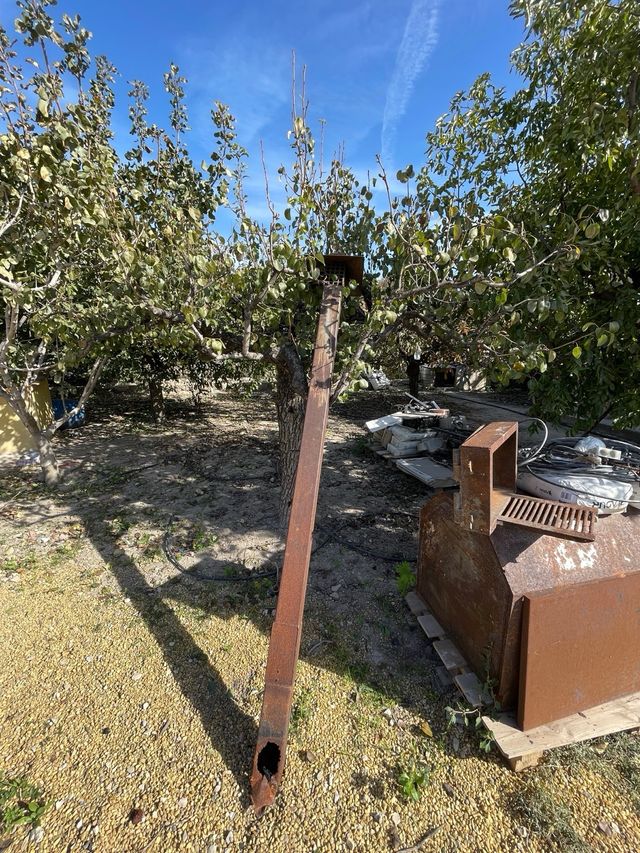 Forno a legna in ferro con poco uso,