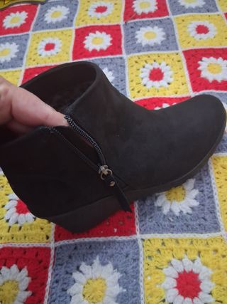 Botines Skechers  Negros   40 27 cm 