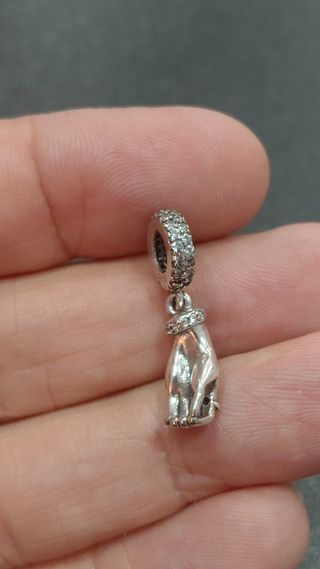 Charm Mano Plata 925 con circonita  azul