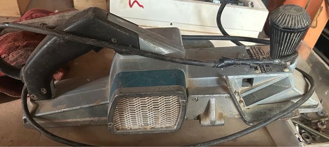 Garlopa Virutex con cuchillas de vidrio