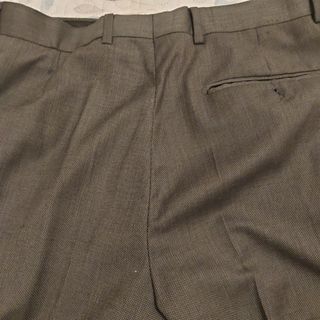 Traje de caballero verde oliva