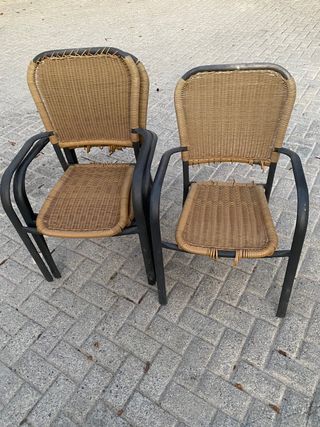 Set di 4 sedie da esterno in vimini e metallo