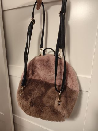 Bolso Mochila Peludo Rosa y Marrón