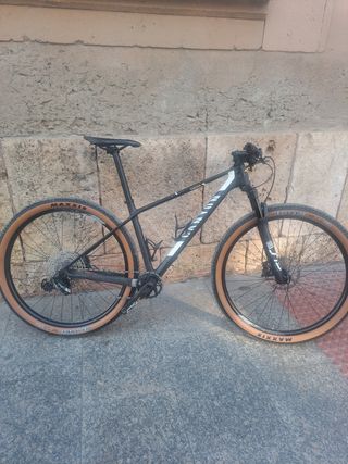 Bicicleta Canyon Exceed CF SL