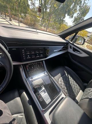 Audi Q7 2021