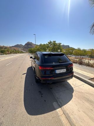 Audi Q7 2021