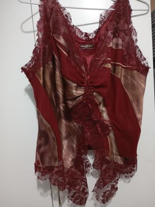 Conjunto fiesta dorado y rojo