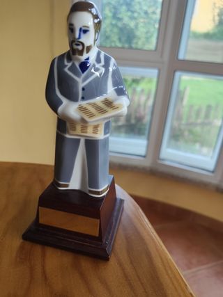 Figura Sargadelos Alfredo Brañas