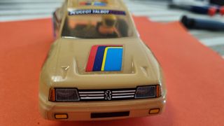 Scalextric Peugeot 205 T16 SRS Primera serie