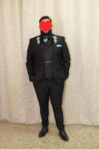 Traje de novio negro