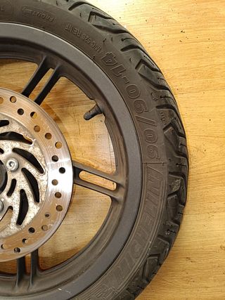 Rueda  delantera  completa Honda PCX 125