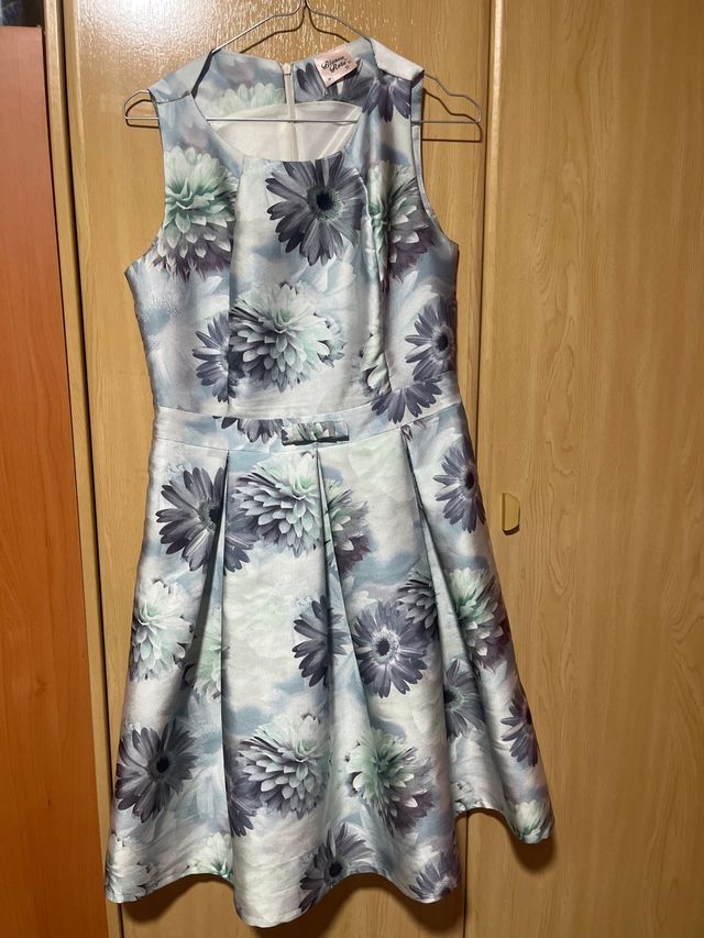 Vestido floral sin mangas