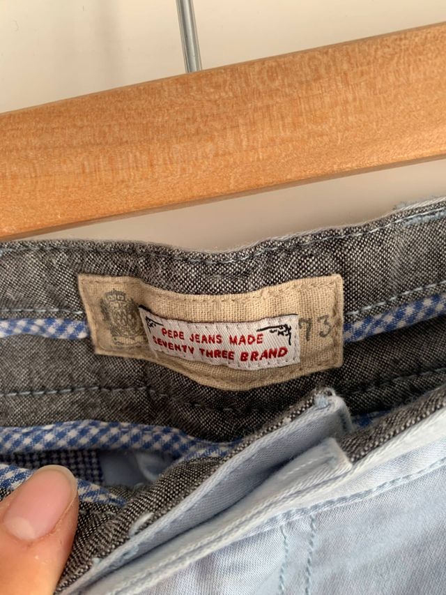 Pantalón azul claro de vestir