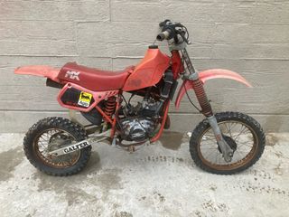 Moto infantil MX 4N refrigerada por agua