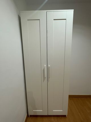Armario blanco IKEA (Brimnes) 