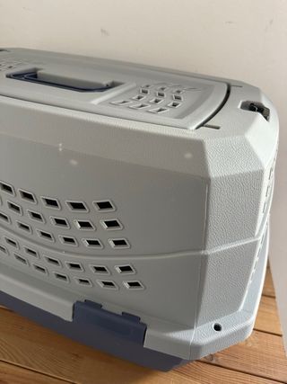 Caseta para mascotas Amazon Basics