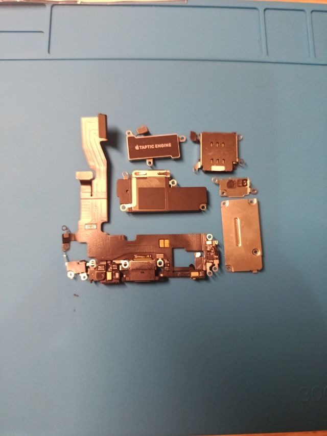 Sistema di ricarica per iPhone 12