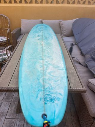 Tabla de surf 6.10+Quilla+funda FCS+ invento