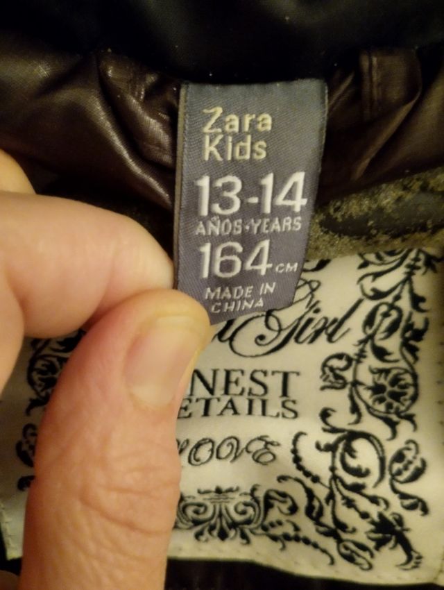 Chaqueta niña plumífera con capucha