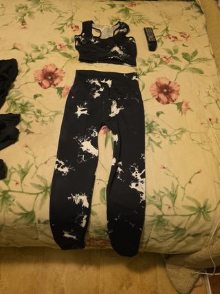 Conjunto deportivo estampado