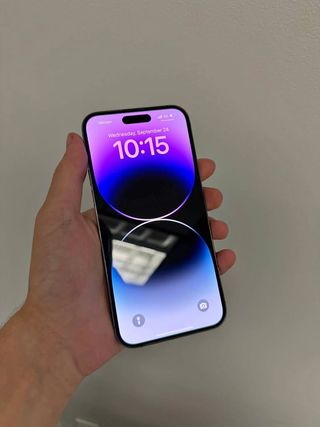 iPhone 14 Pro Max Morado