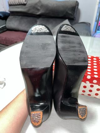 zapatos de baile de flamenca de piel con tachuelas