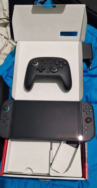 Consola Nintendo Switch 2 + Mando pro SW2