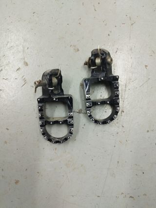 Estriberas beta Enduro rr factory 2024