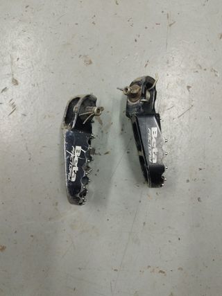 Estriberas beta Enduro rr factory 2024