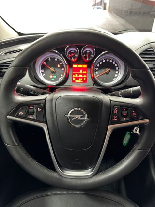 OPEL INSIGNA 2013 
