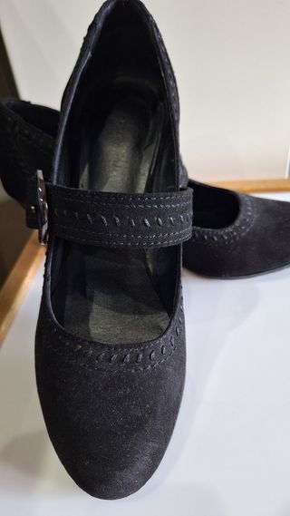 Zapatos negros Mary Jane Talla 37