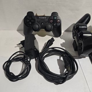 PS3 250gb + 3 mandos + base carga