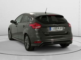 Ford Focus ST-Line R&B