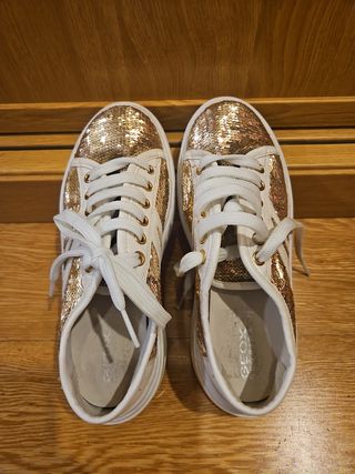 Zapatillas Geox Niña Talla 35 Doradas