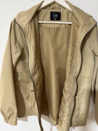 Chubasquero Xonix Beige Talla M
