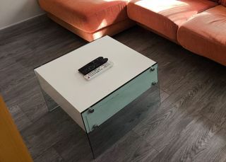 Mesa de centro moderna cristal y blanco