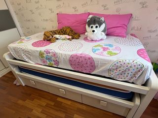 Cama infantil con cajones y cama supletoria