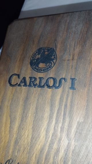 Caja de madera Carlos I. Solera Gran reserva.