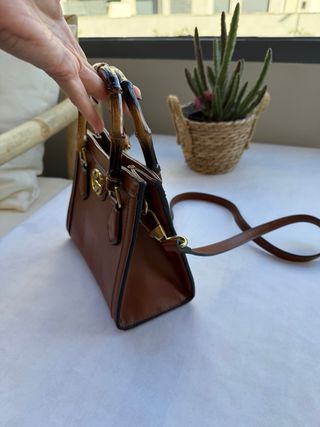 Bolso de mano Gucci marrón con asa bambú