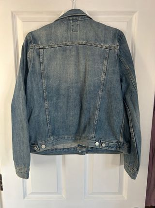 Chaqueta vaquera Gap con parches