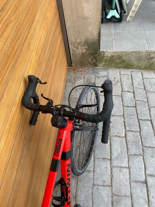 Bicicleta Carretera BTWIN Triban 100 Roja